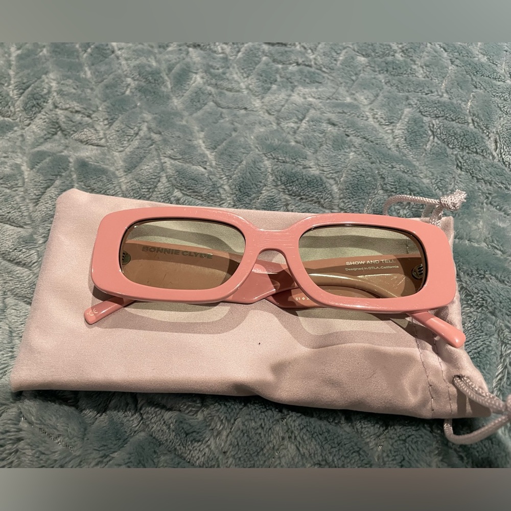 Bonnie Clyde pink sunglasses